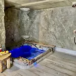 Zerko Janko With Jacuzzi And Sauna