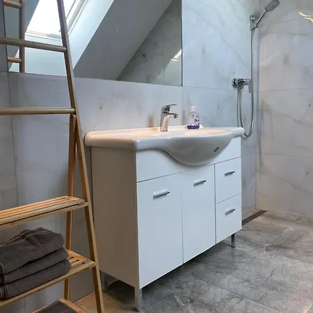 Zerko Janko With Outdoor Jacuzzi For Free 公寓