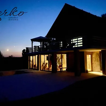 Zerko Janko With Outdoor Jacuzzi For Free 公寓 *