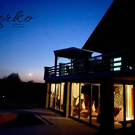 Zerko Janko With Outdoor Jacuzzi For Free 公寓