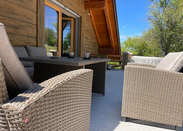 Zerko Janko With Jacuzzi And Sauna アパート