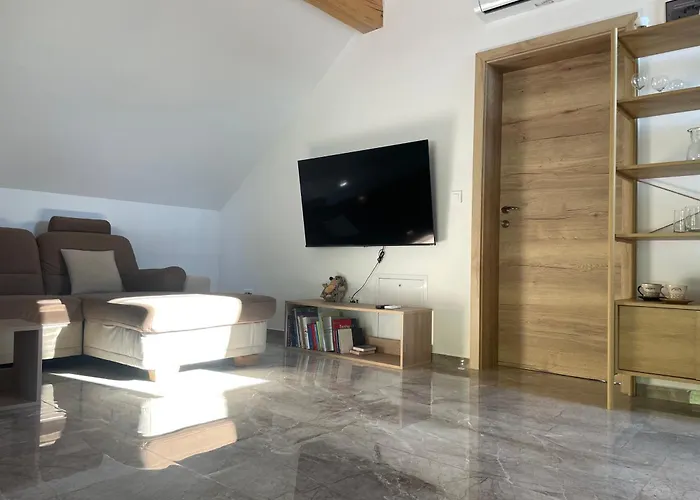 Zerko Janko With Jacuzzi And Sauna *